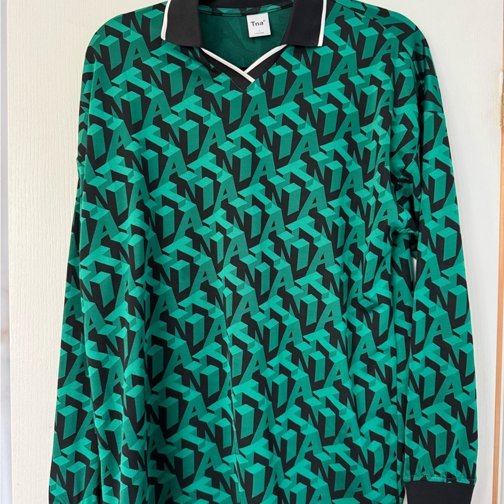 TNA -Aritzia Green Patterned Shirt